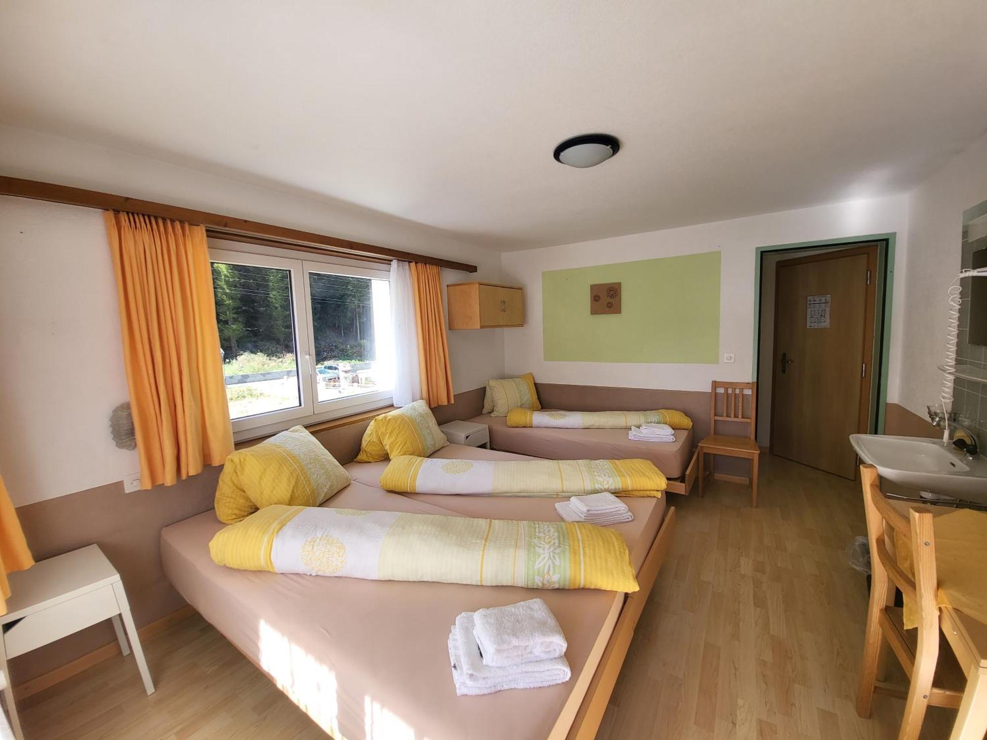 Pension Heino Saas-Grund Exterior foto