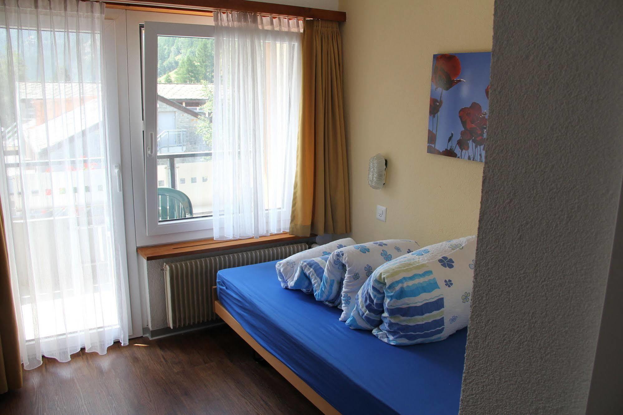 Pension Heino Saas-Grund Exterior foto